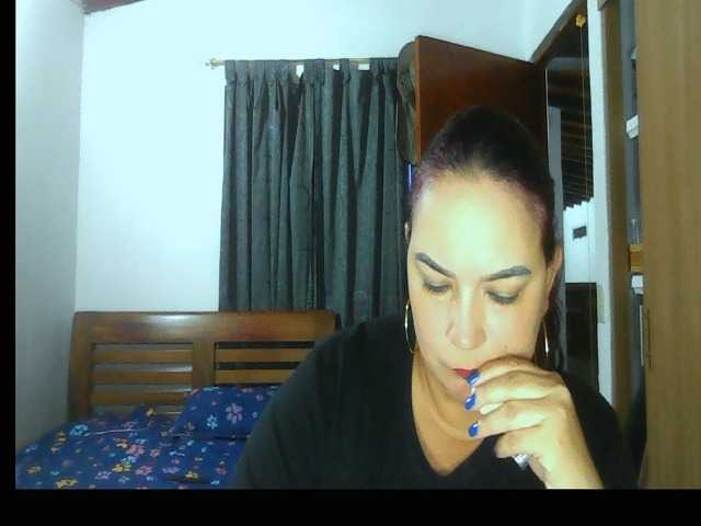 Ariel-69 live cam on BongaCams