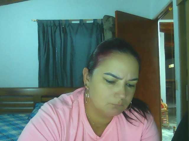 Ariel-69 live cam on BongaCams