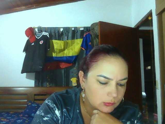 Ariel-69 live cam on BongaCams