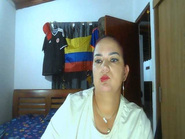 Ariel-69 live cam on BongaCams