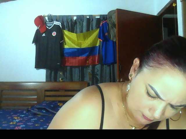 Ariel-69 live cam on BongaCams