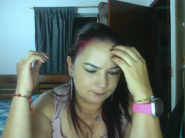Ariel-69 live cam preview