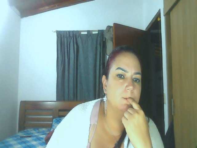 Ariel-69 live cam on BongaCams