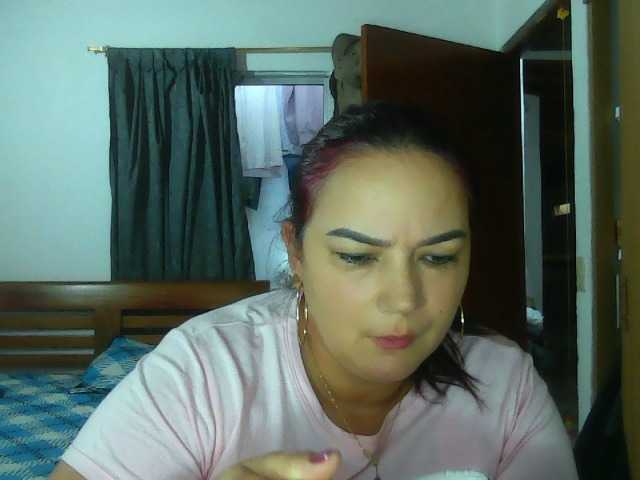 Ariel-69 live cam preview