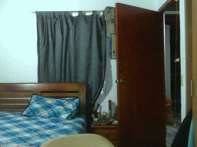 Ariel-69 live cam on BongaCams