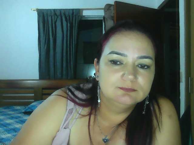 Ariel-69 live cam preview