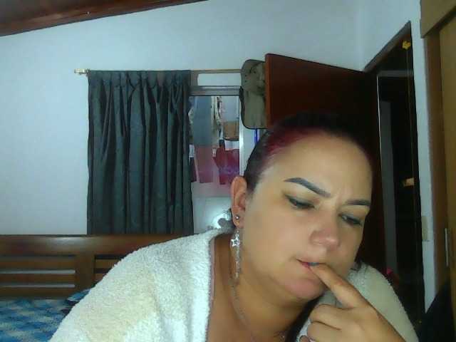 Ariel-69 live cam on BongaCams