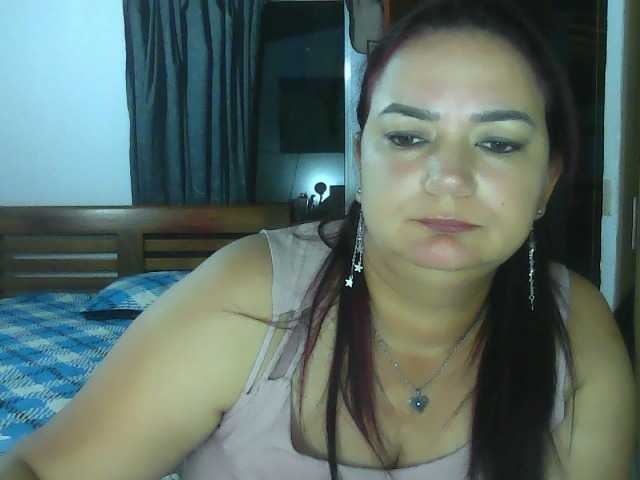 Ariel-69, en vivo ahora en BongaCams