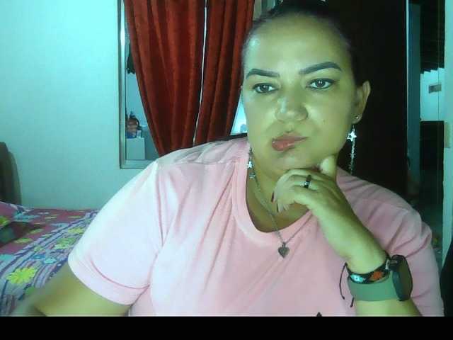 Ariel-69 live cam