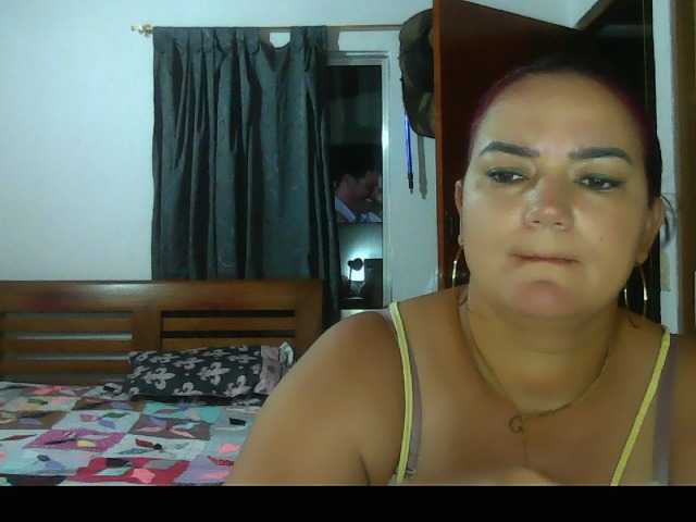 Ariel-69 live cam preview