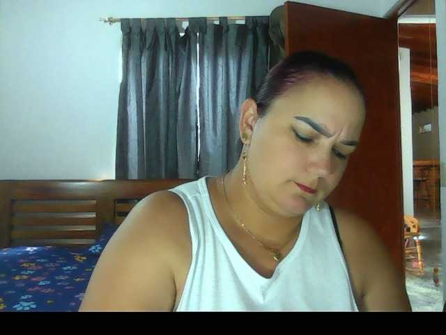 Ariel-69 live cam on BongaCams