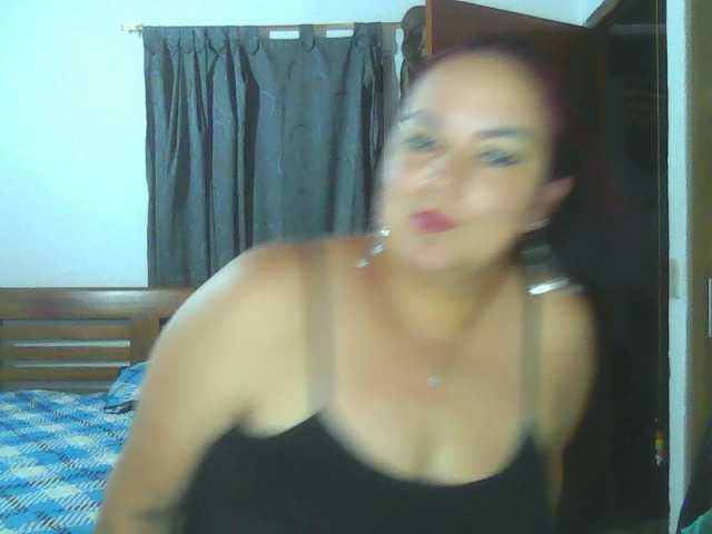 Ariel-69 live cam on BongaCams