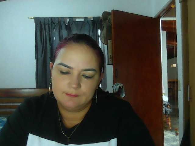 Ariel-69 live cam on BongaCams