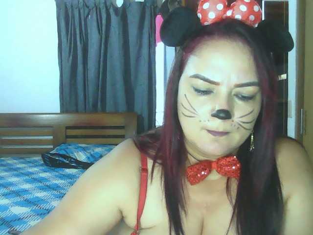 Ariel-69 live cam preview