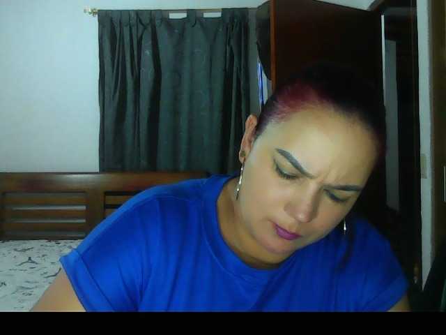 Ariel-69 live cam preview