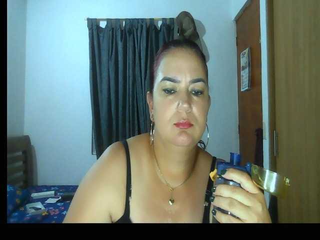 Ariel-69 live webcam show