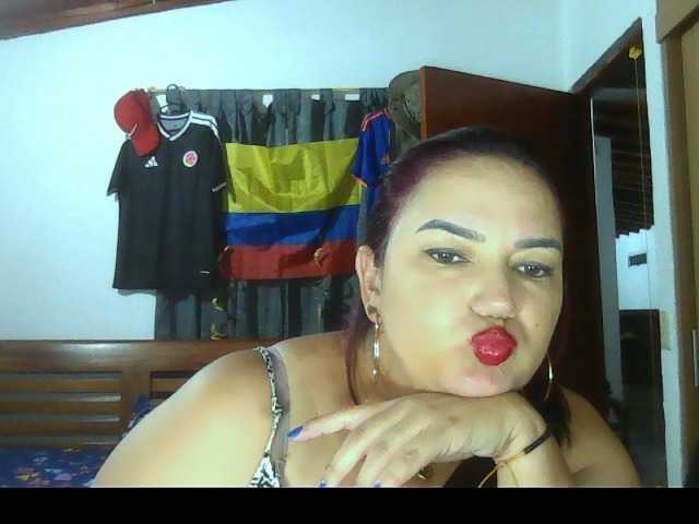 Ariel-69 live cam on BongaCams