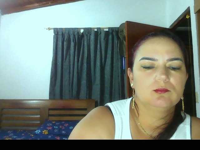 Ariel-69 live cam on BongaCams