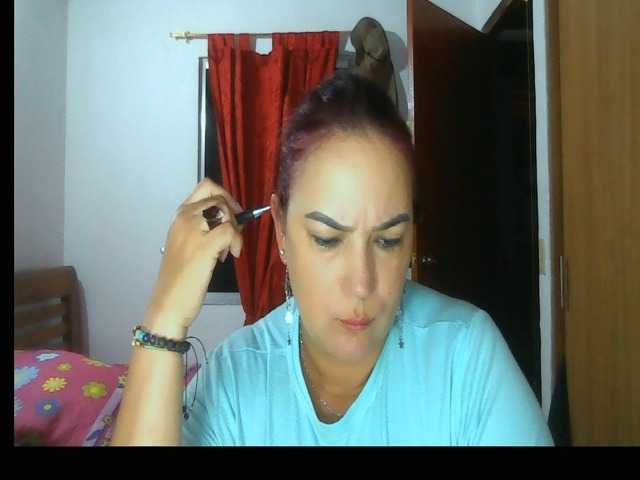 Ariel-69 live cam on BongaCams
