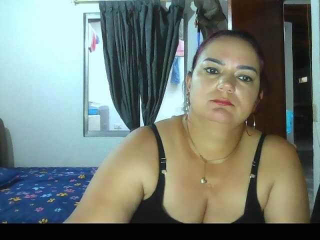 Ariel-69 live cam on BongaCams