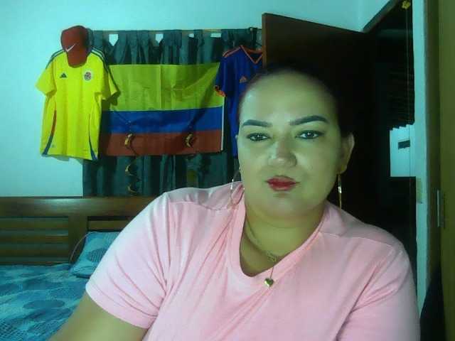 Ariel-69 live cam on BongaCams