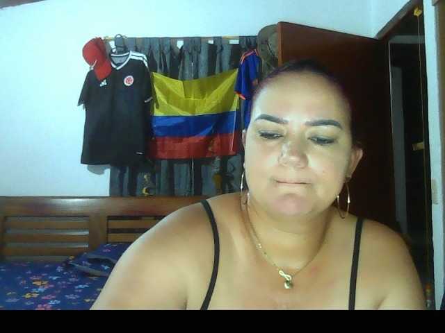 Ariel-69 live cam on BongaCams