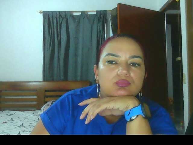 Ariel-69 live cam on BongaCams