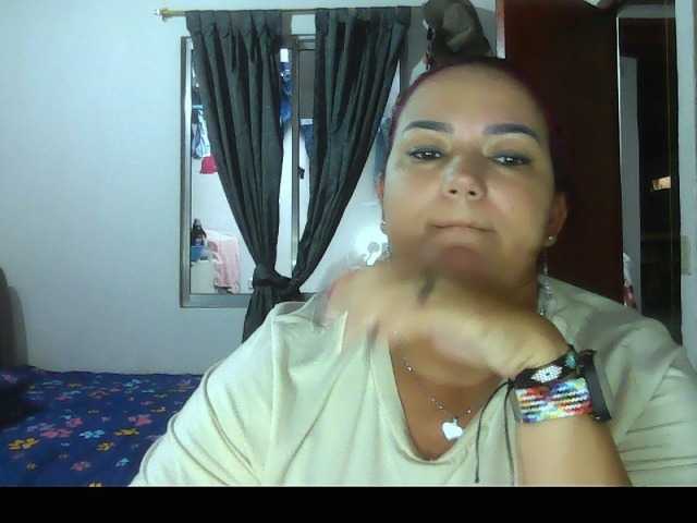 Ariel-69 live cam on BongaCams