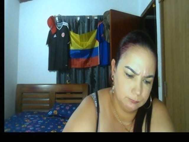 Ariel-69 live cam on BongaCams