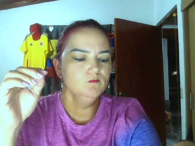 Ariel-69 live cam on BongaCams