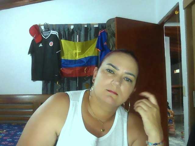 Ariel-69 live cam on BongaCams