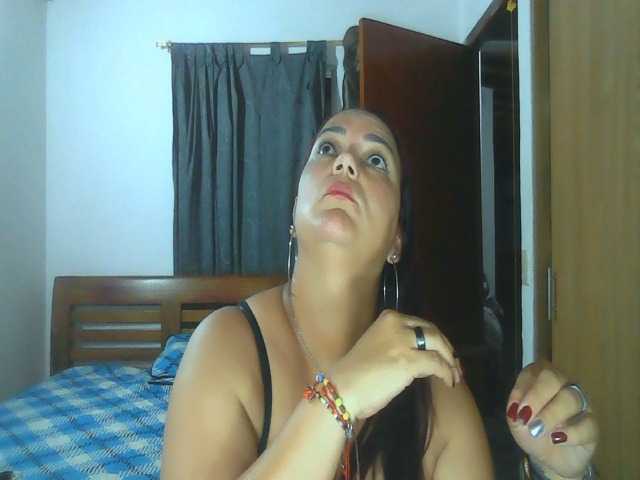 Ariel-69 live cam on BongaCams