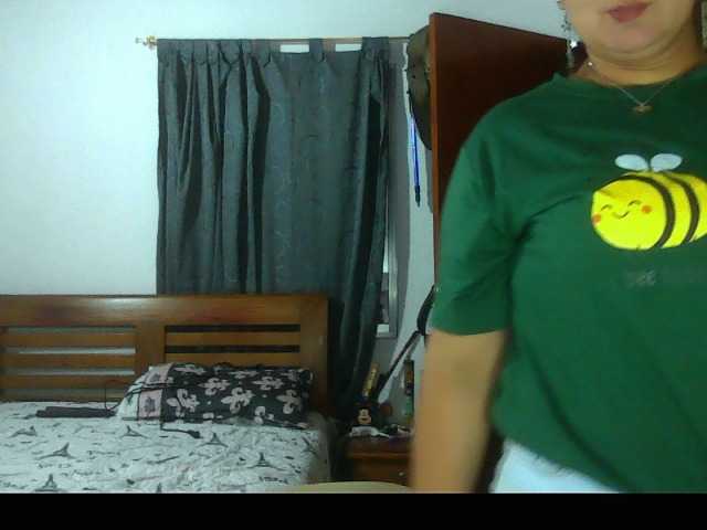 Ariel-69 live cam on BongaCams