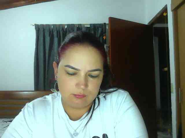 Ariel-69 Live Webcam on BongaCams