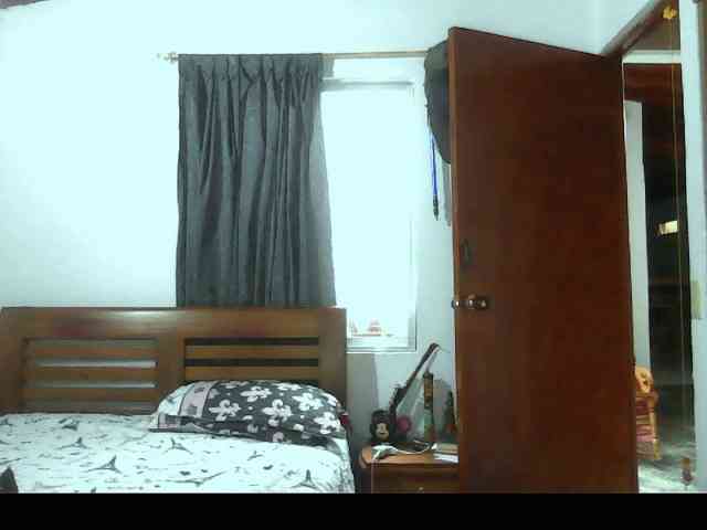 Ariel-69 webcam