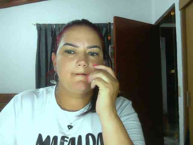 Ariel-69 Live Webcam on BongaCams