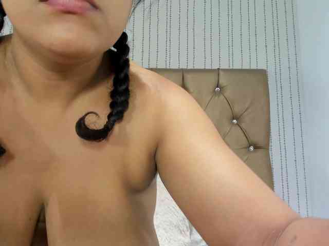 hannaluciana webcam