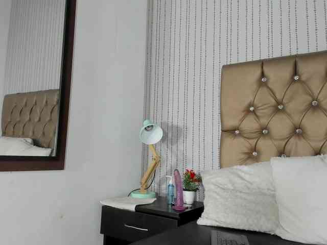 hannaluciana webcam