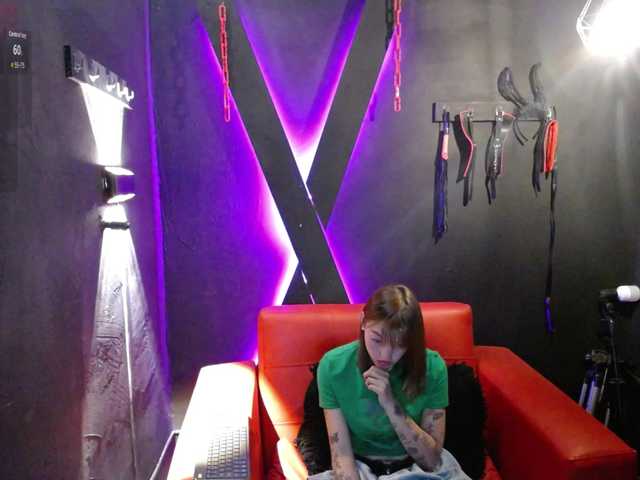 emilycooper live cam on BongaCams