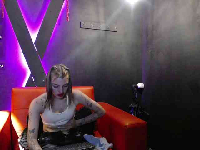 emilycooper webcam