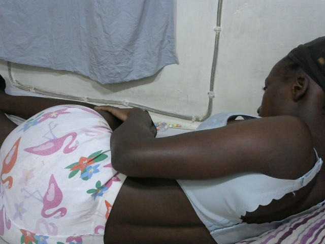 PrettyOne1 live webcam show