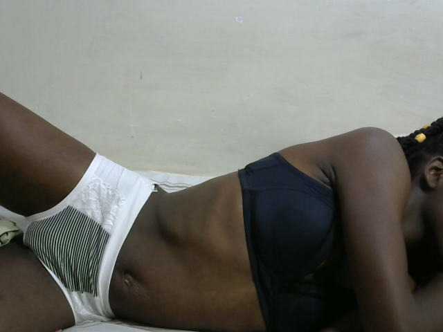 PrettyOne1 webcam