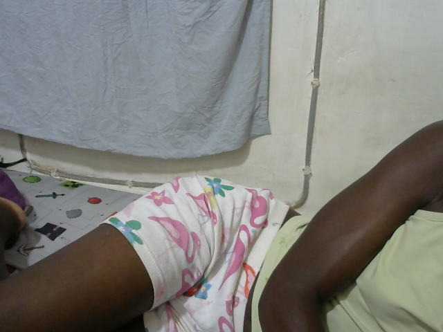 PrettyOne1 live cam on BongaCams