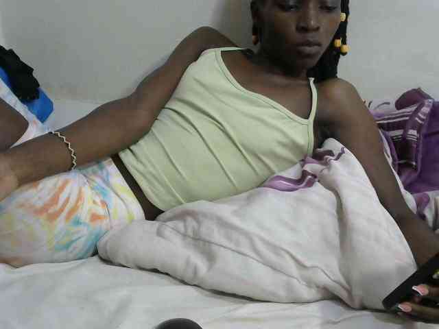 PrettyOne1 webcam
