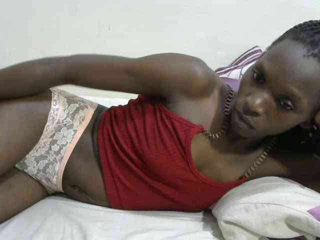 PrettyOne1 webcam