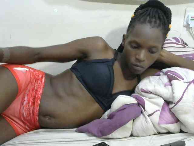 PrettyOne1 webcam