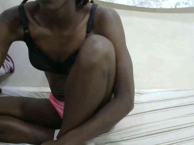 PrettyOne1 webcam