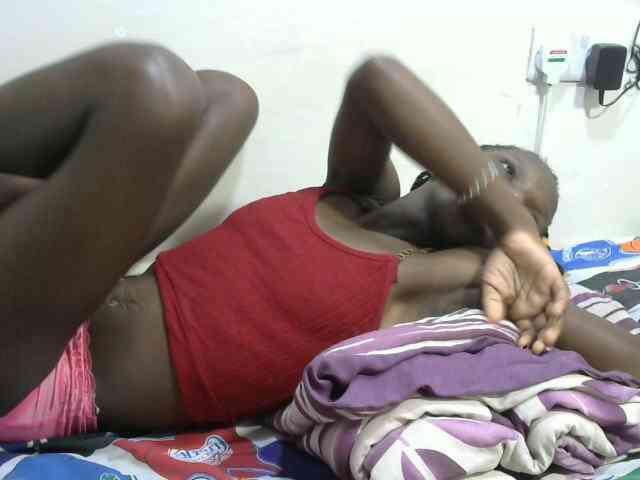PrettyOne1 webcam