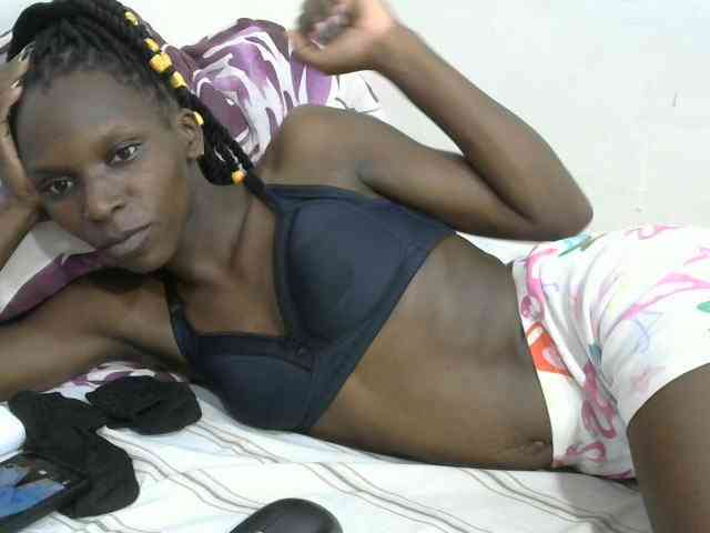 PrettyOne1 webcam