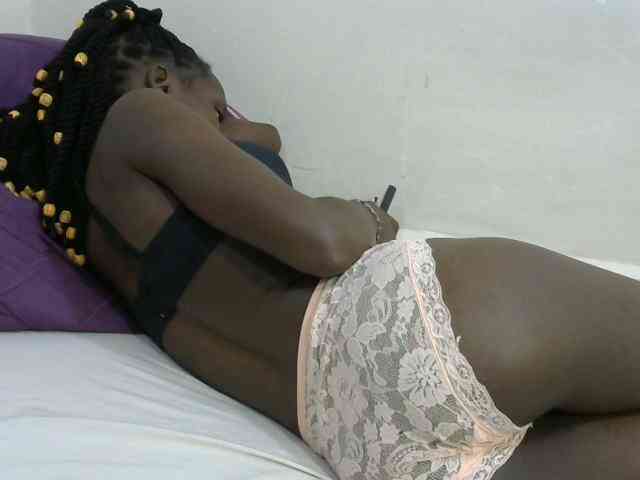 PrettyOne1 webcam